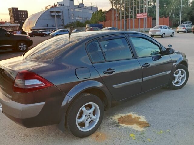 Серый Рено Меган, объемом двигателя 1.6 л и пробегом 220 тыс. км за 4700 $, фото 2 на Automoto.ua