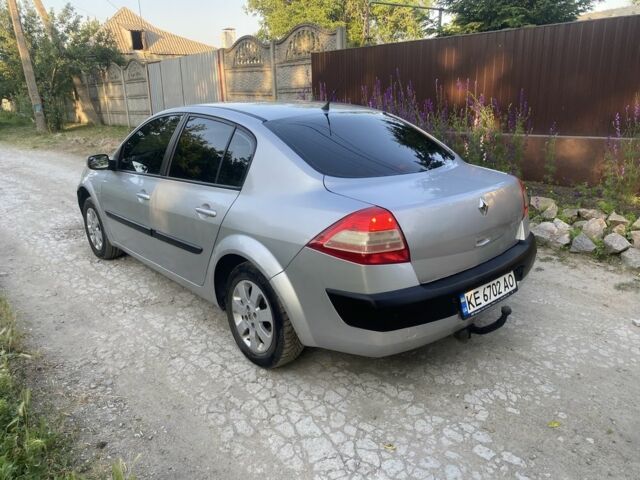 Серый Рено Меган, объемом двигателя 1.4 л и пробегом 309 тыс. км за 4200 $, фото 4 на Automoto.ua