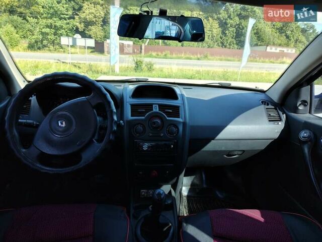 Серый Рено Меган, объемом двигателя 1.4 л и пробегом 250 тыс. км за 4000 $, фото 21 на Automoto.ua