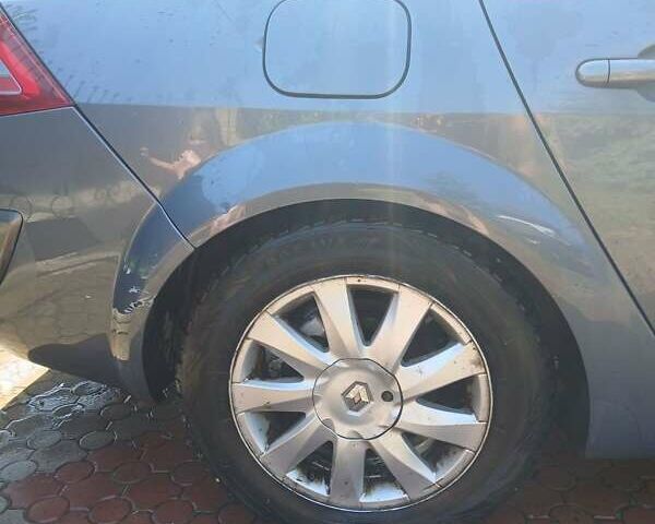 Сірий Рено Меган, об'ємом двигуна 1.6 л та пробігом 179 тис. км за 3750 $, фото 1 на Automoto.ua