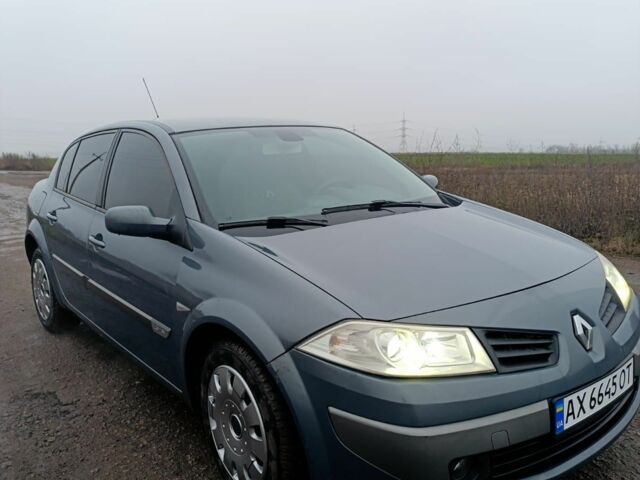 Серый Рено Меган, объемом двигателя 1.6 л и пробегом 260 тыс. км за 5000 $, фото 1 на Automoto.ua