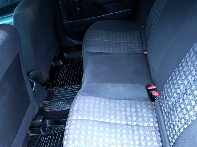 Серый Рено Меган, объемом двигателя 1.4 л и пробегом 200 тыс. км за 3600 $, фото 5 на Automoto.ua