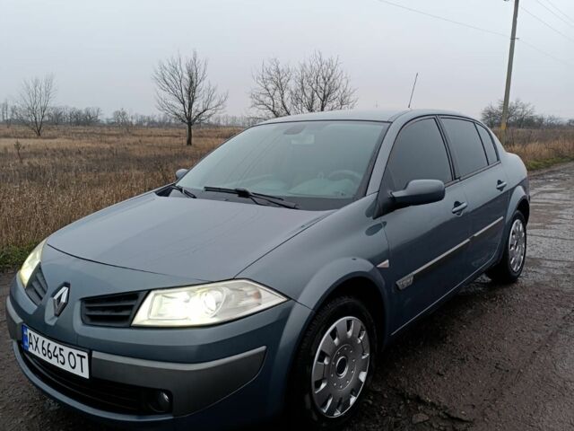 Серый Рено Меган, объемом двигателя 1.6 л и пробегом 260 тыс. км за 5000 $, фото 2 на Automoto.ua