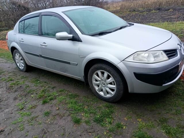 Сірий Рено Меган, об'ємом двигуна 1.6 л та пробігом 230 тис. км за 3400 $, фото 1 на Automoto.ua