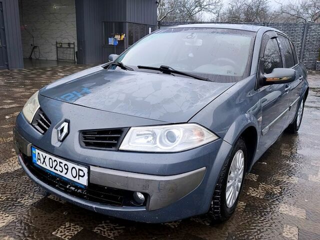 Сірий Рено Меган, об'ємом двигуна 1.6 л та пробігом 240 тис. км за 5000 $, фото 11 на Automoto.ua