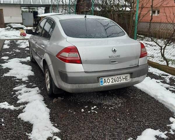 Сірий Рено Меган, об'ємом двигуна 1.4 л та пробігом 262 тис. км за 4000 $, фото 5 на Automoto.ua