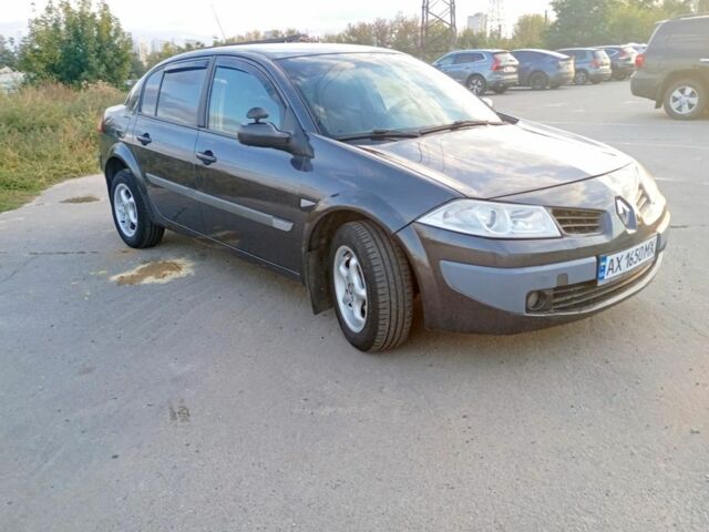 Серый Рено Меган, объемом двигателя 1.6 л и пробегом 220 тыс. км за 4700 $, фото 1 на Automoto.ua