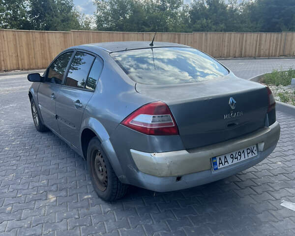 Сірий Рено Меган, об'ємом двигуна 1.39 л та пробігом 325 тис. км за 2300 $, фото 4 на Automoto.ua