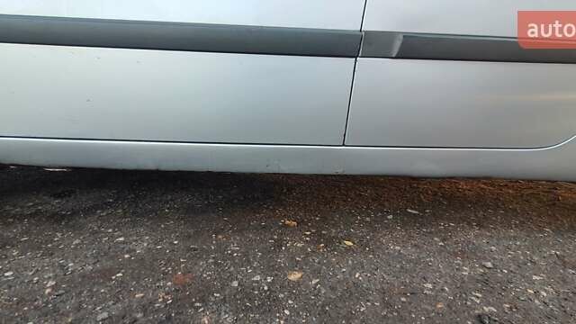 Серый Рено Меган, объемом двигателя 1.39 л и пробегом 268 тыс. км за 4100 $, фото 5 на Automoto.ua