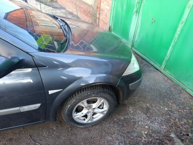 Сірий Рено Меган, об'ємом двигуна 1.6 л та пробігом 248 тис. км за 5000 $, фото 4 на Automoto.ua