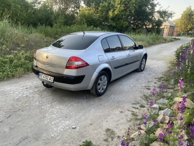 Серый Рено Меган, объемом двигателя 1.4 л и пробегом 309 тыс. км за 4200 $, фото 3 на Automoto.ua