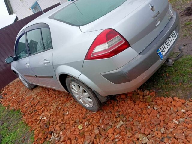 Сірий Рено Меган, об'ємом двигуна 1.6 л та пробігом 230 тис. км за 3400 $, фото 2 на Automoto.ua