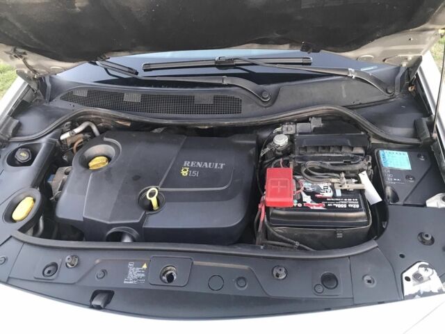 Серый Рено Меган, объемом двигателя 0 л и пробегом 290 тыс. км за 2800 $, фото 6 на Automoto.ua