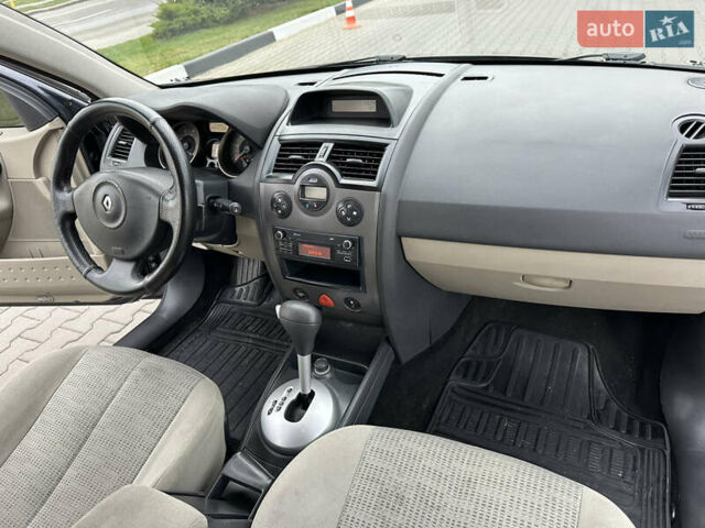 Сірий Рено Меган, об'ємом двигуна 1.6 л та пробігом 240 тис. км за 3900 $, фото 22 на Automoto.ua