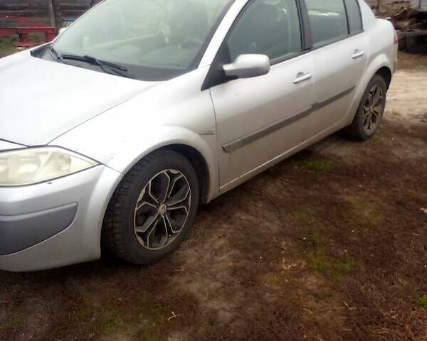 Сірий Рено Меган, об'ємом двигуна 1.6 л та пробігом 317 тис. км за 3500 $, фото 10 на Automoto.ua