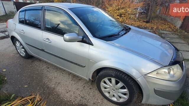 Серый Рено Меган, объемом двигателя 1.39 л и пробегом 268 тыс. км за 4100 $, фото 9 на Automoto.ua