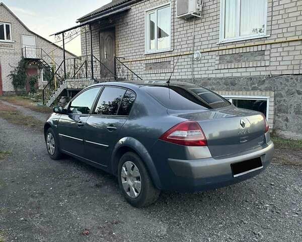 Серый Рено Меган, объемом двигателя 1.39 л и пробегом 262 тыс. км за 3700 $, фото 3 на Automoto.ua