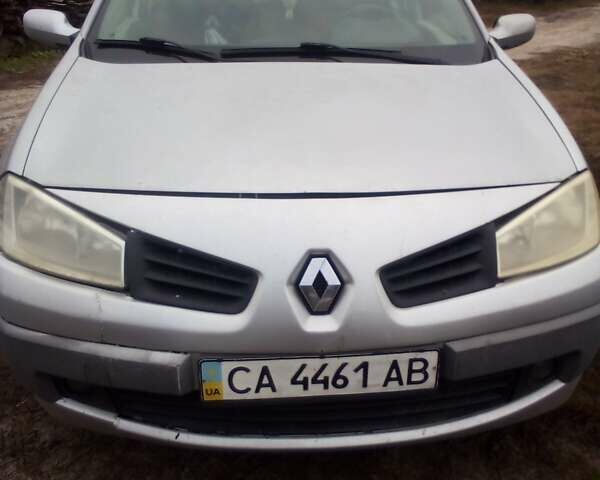 Сірий Рено Меган, об'ємом двигуна 1.6 л та пробігом 317 тис. км за 3500 $, фото 1 на Automoto.ua