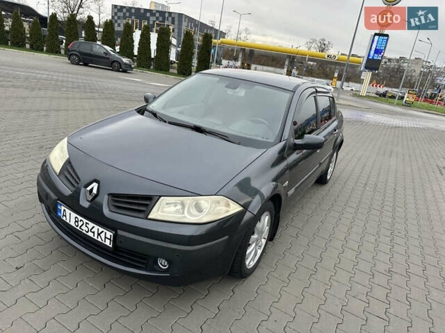 Сірий Рено Меган, об'ємом двигуна 1.6 л та пробігом 240 тис. км за 3900 $, фото 13 на Automoto.ua