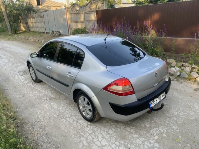 Серый Рено Меган, объемом двигателя 1.4 л и пробегом 309 тыс. км за 4200 $, фото 5 на Automoto.ua