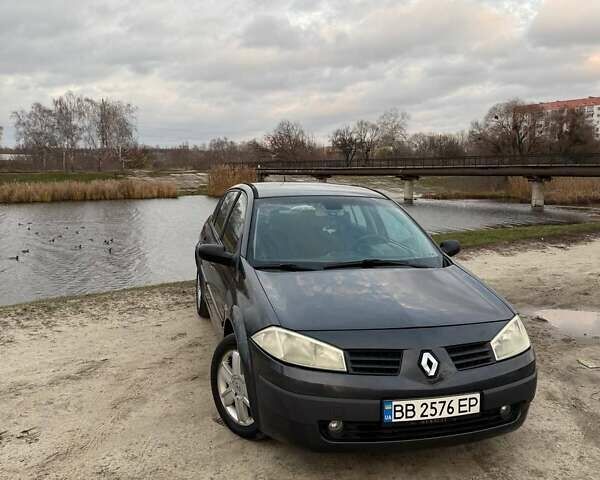 Серый Рено Меган, объемом двигателя 1.6 л и пробегом 217 тыс. км за 4500 $, фото 5 на Automoto.ua