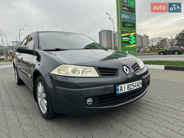 Сірий Рено Меган, об'ємом двигуна 1.6 л та пробігом 240 тис. км за 3900 $, фото 10 на Automoto.ua