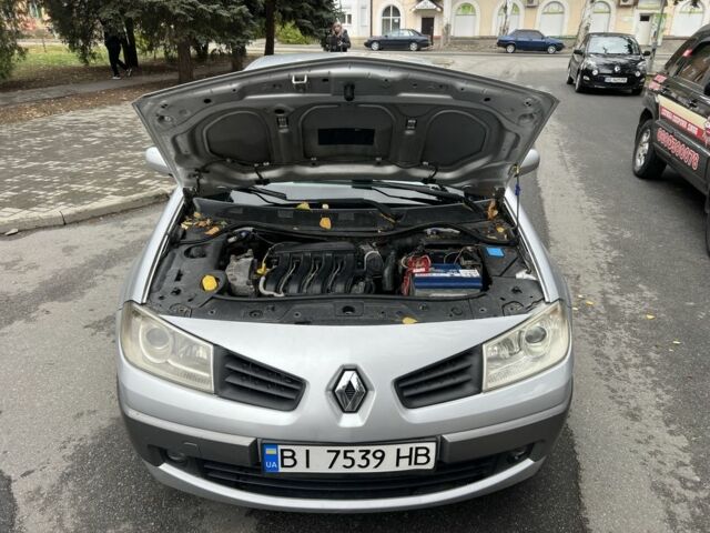 Серый Рено Меган, объемом двигателя 1.6 л и пробегом 216 тыс. км за 2999 $, фото 8 на Automoto.ua