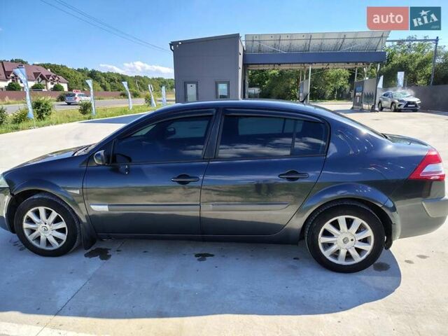 Серый Рено Меган, объемом двигателя 1.4 л и пробегом 250 тыс. км за 4000 $, фото 3 на Automoto.ua