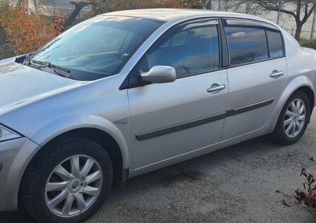 Сірий Рено Меган, об'ємом двигуна 1.4 л та пробігом 266 тис. км за 4500 $, фото 1 на Automoto.ua