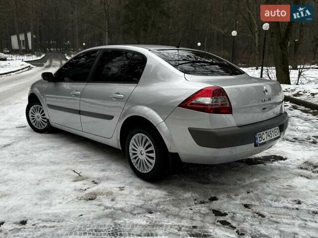 Серый Рено Меган, объемом двигателя 1.6 л и пробегом 245 тыс. км за 3999 $, фото 23 на Automoto.ua