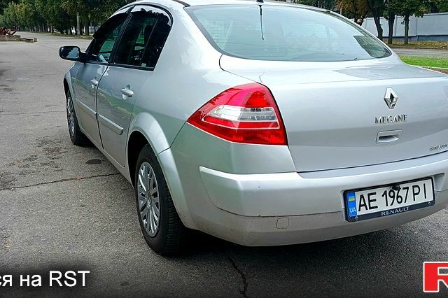 Серый Рено Меган, объемом двигателя 16 л и пробегом 270 тыс. км за 6100 $, фото 8 на Automoto.ua