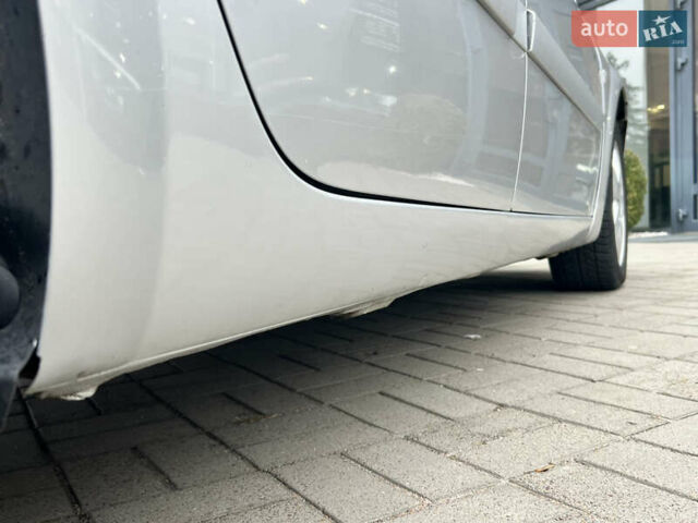 Серый Рено Меган, объемом двигателя 1.6 л и пробегом 179 тыс. км за 4600 $, фото 25 на Automoto.ua