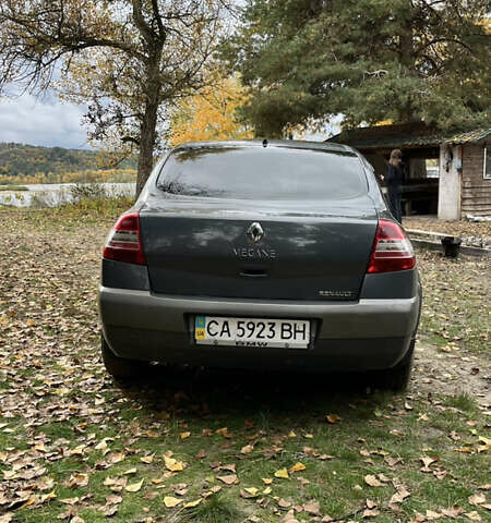 Рено Меган 2007 в Киеве на Automoto.ua Серый Рено Меган, объемом двигателя 1.6 л и пробегом 227 тыс. км за 5300 $, фото 4 на Automoto.ua