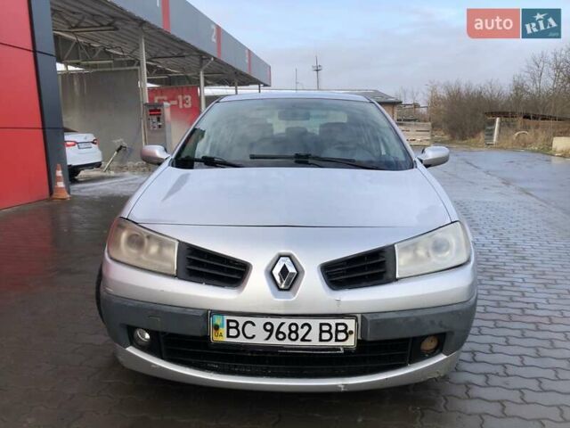 Сірий Рено Меган, об'ємом двигуна 1.4 л та пробігом 190 тис. км за 3999 $, фото 17 на Automoto.ua