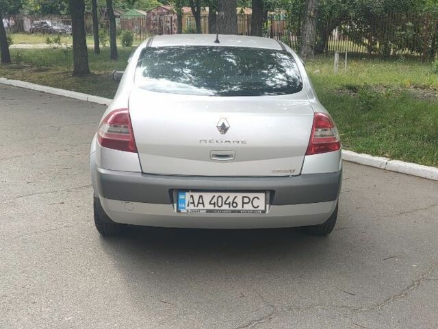 Сірий Рено Меган, об'ємом двигуна 1.6 л та пробігом 295 тис. км за 3000 $, фото 1 на Automoto.ua