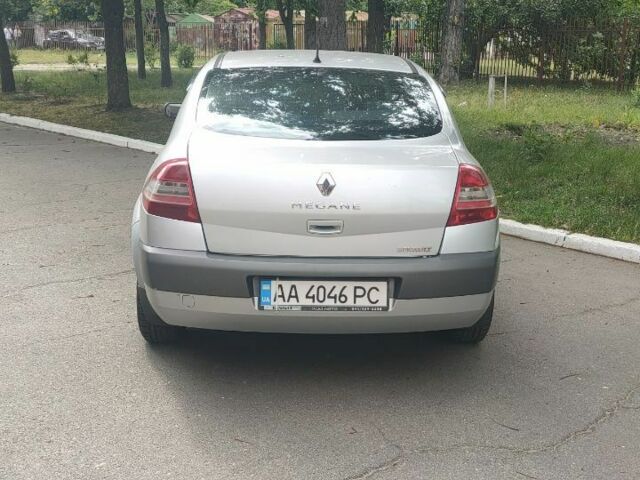 Сірий Рено Меган, об'ємом двигуна 1.6 л та пробігом 295 тис. км за 4250 $, фото 3 на Automoto.ua