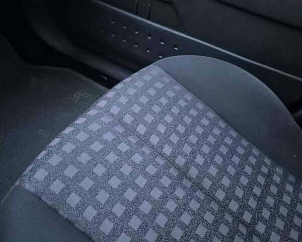 Сірий Рено Меган, об'ємом двигуна 1.6 л та пробігом 119 тис. км за 4750 $, фото 9 на Automoto.ua