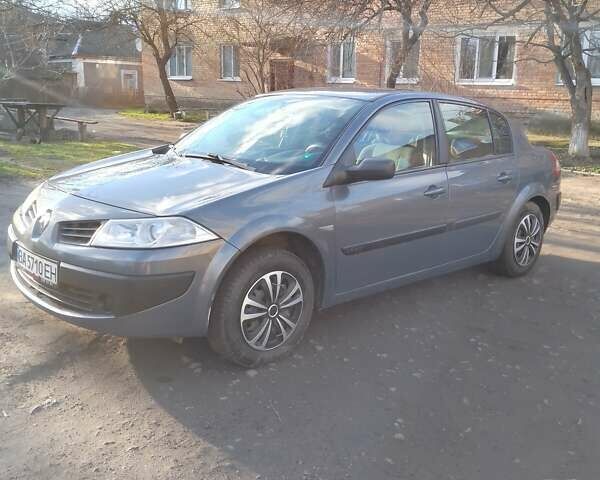 Рено Меган 2007 у Устиновке на Automoto.ua Сірий Рено Меган, об'ємом двигуна 1.4 л та пробігом 266 тис. км за 5600 $, фото 2 на Automoto.ua