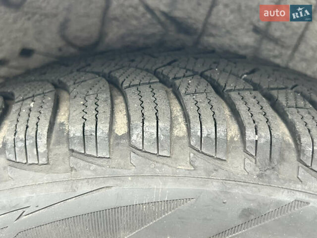 Серый Рено Меган, объемом двигателя 1.6 л и пробегом 179 тыс. км за 4600 $, фото 19 на Automoto.ua