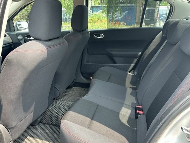 Серый Рено Меган, объемом двигателя 1.6 л и пробегом 228 тыс. км за 4900 $, фото 9 на Automoto.ua