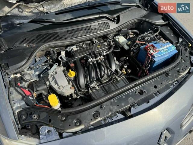 Серый Рено Меган, объемом двигателя 1.4 л и пробегом 338 тыс. км за 3999 $, фото 43 на Automoto.ua