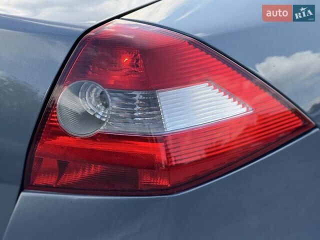 Серый Рено Меган, объемом двигателя 1.4 л и пробегом 338 тыс. км за 3999 $, фото 16 на Automoto.ua