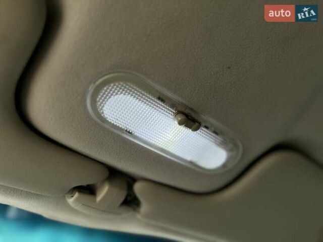 Серый Рено Меган, объемом двигателя 1.4 л и пробегом 338 тыс. км за 3999 $, фото 27 на Automoto.ua