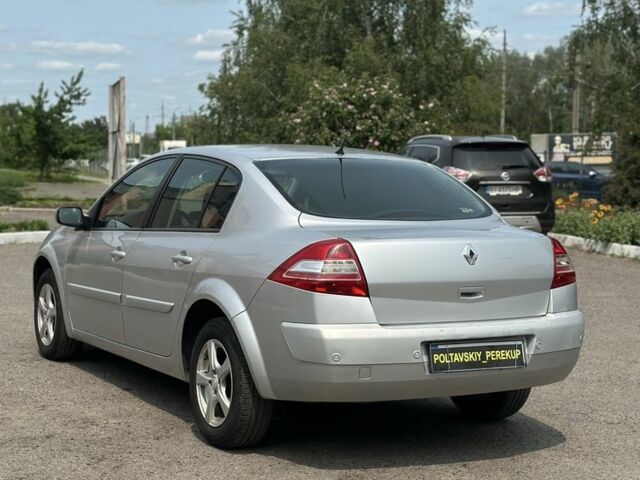 Серый Рено Меган, объемом двигателя 1.6 л и пробегом 228 тыс. км за 4900 $, фото 3 на Automoto.ua