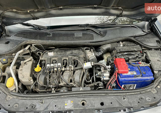 Рено Меган 2007 в Киеве на Automoto.ua Серый Рено Меган, объемом двигателя 1.6 л и пробегом 227 тыс. км за 5300 $, фото 18 на Automoto.ua