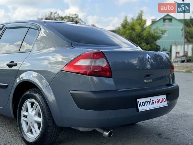 Серый Рено Меган, объемом двигателя 1.4 л и пробегом 338 тыс. км за 3999 $, фото 17 на Automoto.ua
