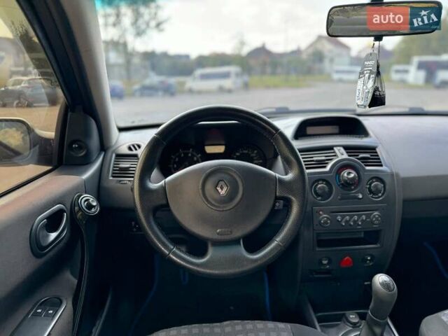 Серый Рено Меган, объемом двигателя 1.4 л и пробегом 338 тыс. км за 3999 $, фото 32 на Automoto.ua