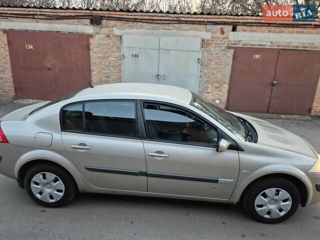 Сірий Рено Меган, об'ємом двигуна 1.6 л та пробігом 119 тис. км за 4750 $, фото 6 на Automoto.ua