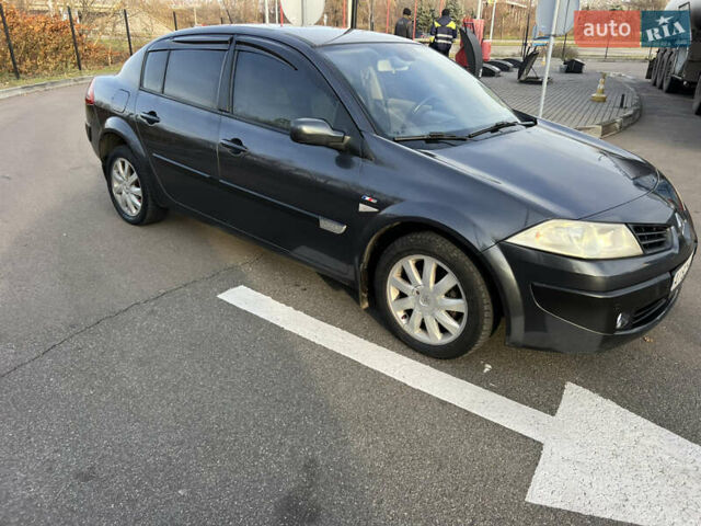 Серый Рено Меган, объемом двигателя 1.6 л и пробегом 200 тыс. км за 4200 $, фото 10 на Automoto.ua