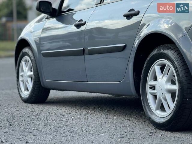 Серый Рено Меган, объемом двигателя 1.4 л и пробегом 338 тыс. км за 3999 $, фото 14 на Automoto.ua